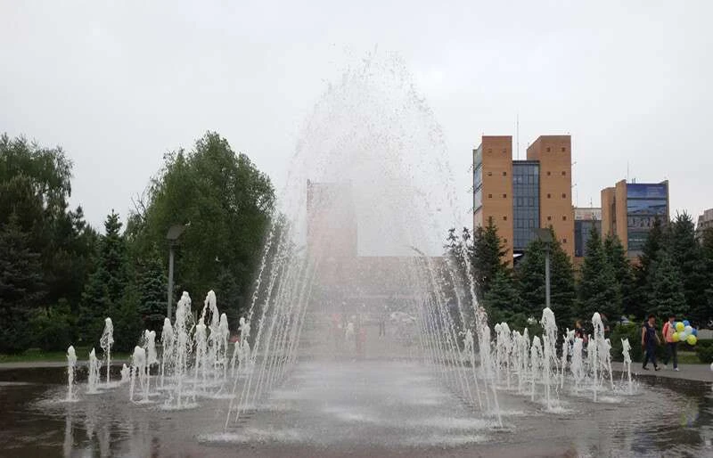 арка закоханих Дніпро арка закоханих Дніпро