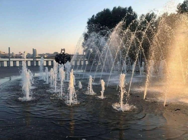 арка закоханих Дніпро арка закоханих Дніпро
